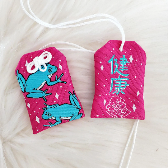 Frog "Good Health" Omamori Charm - Pink